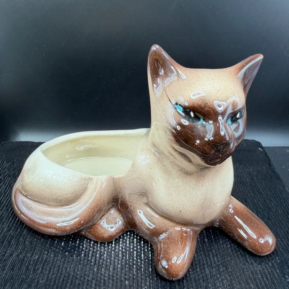 Vintage Siamese Cat Ceramic Planter Blue Eyes Mid Century Modern Figurine 9.5